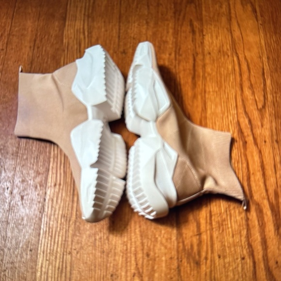 🤎🧡 easy, walkers, comfortable stretchable shoe boot🧡🤎 - Picture 3 of 5